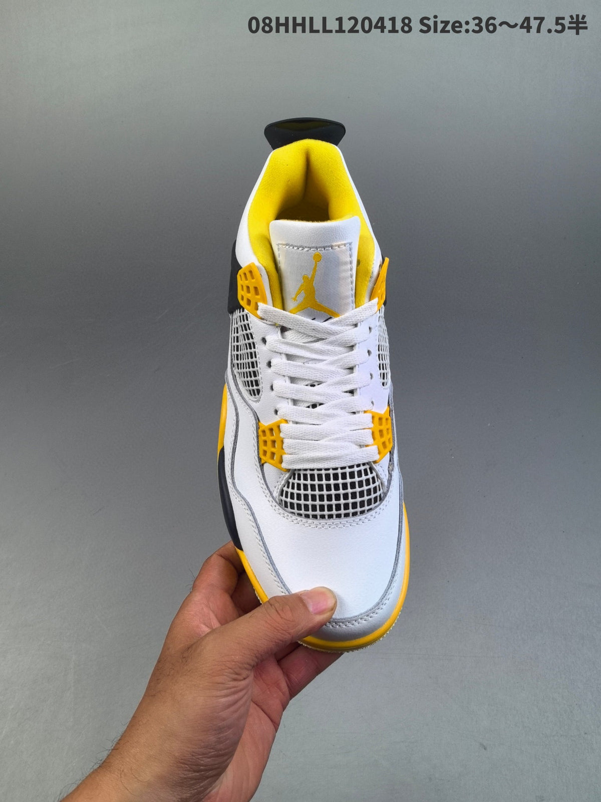 AIR JORDAN 4