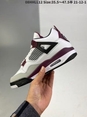 AIR JORDAN 4