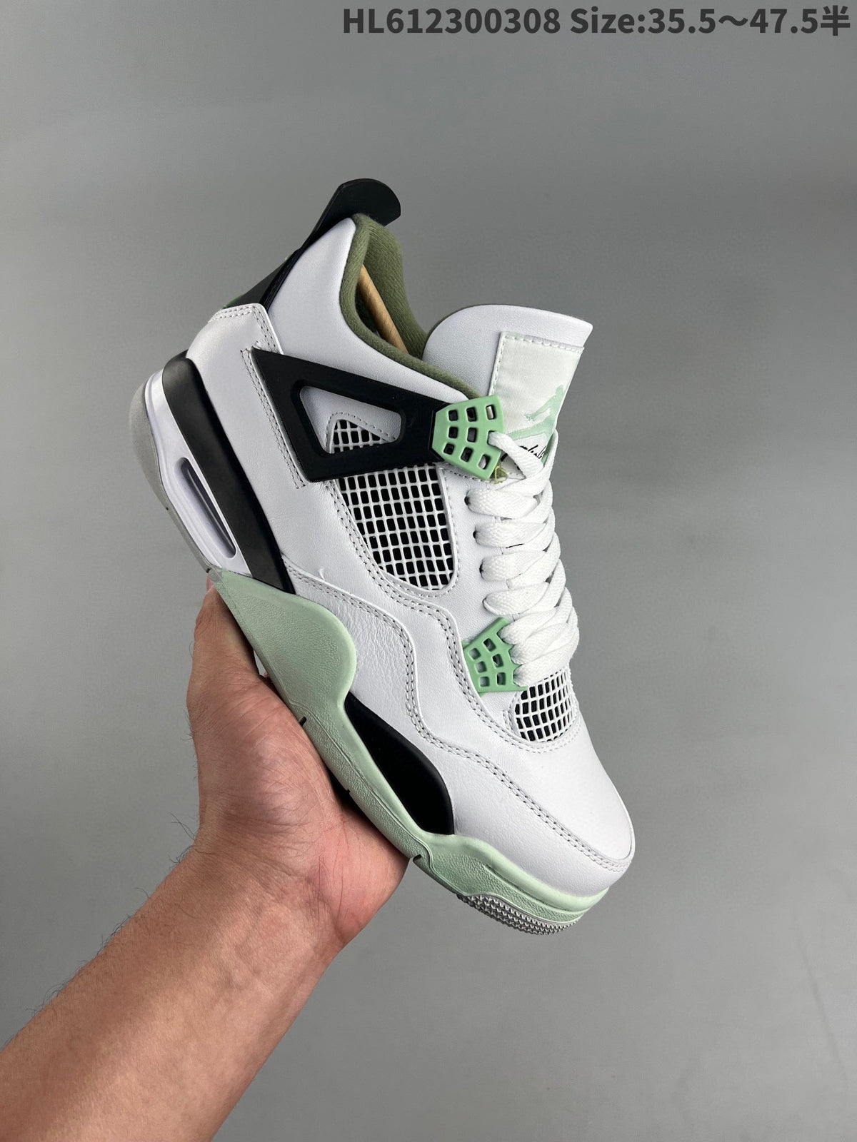 AIR JORDAN 4