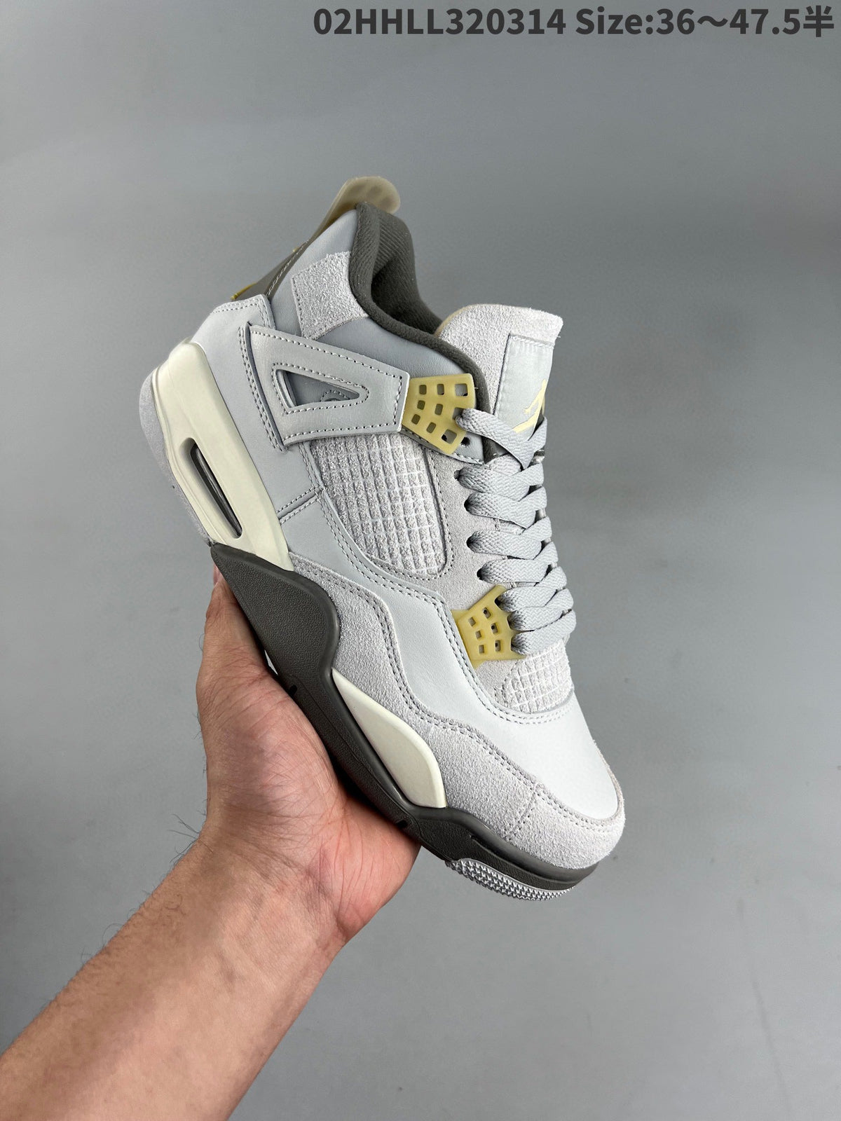 AIR JORDAN 4