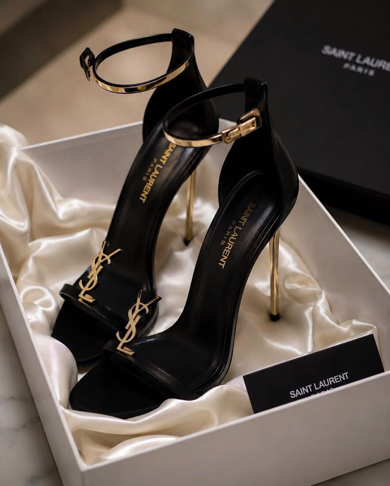 SANDALI YVES SAINT LAURENT
