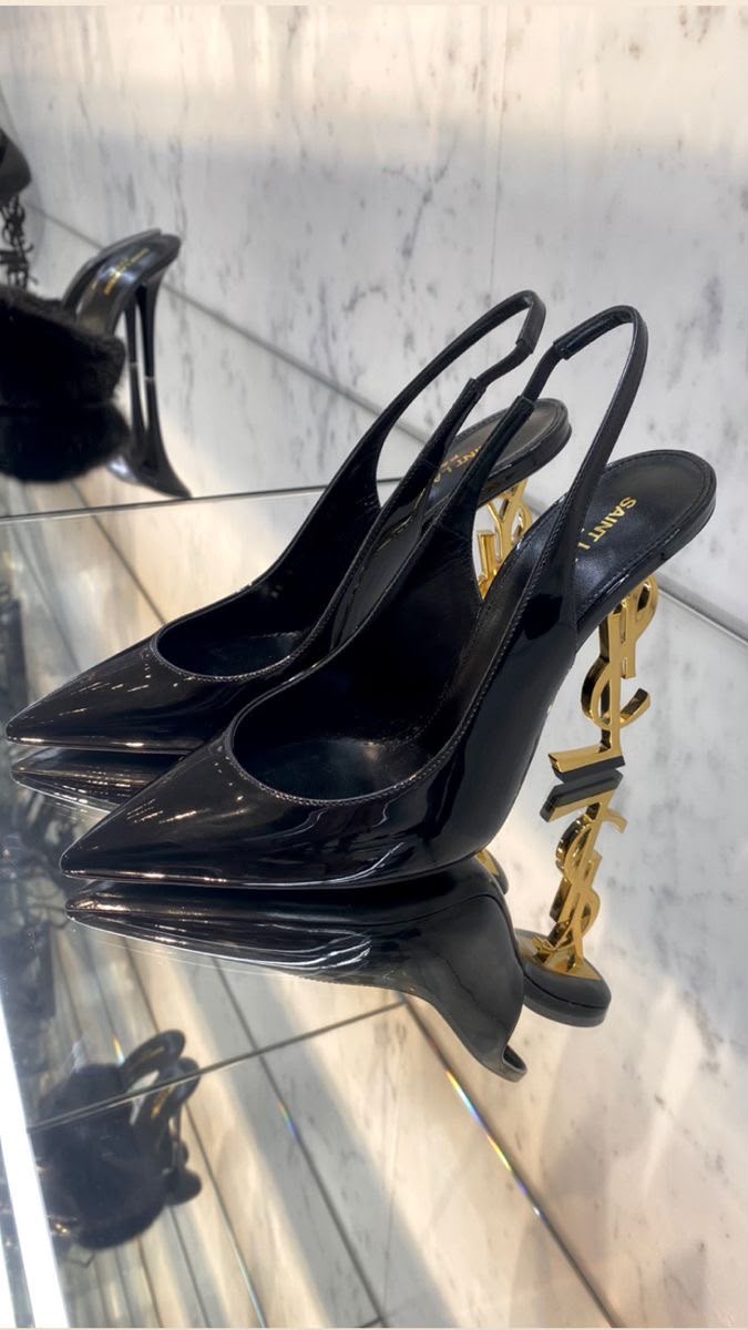 DÈCOLLETÈ OPYUM SAINT LAURENT