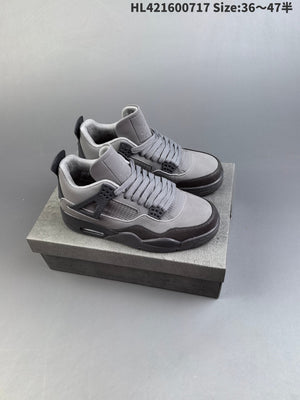 AIR JORDAN 4