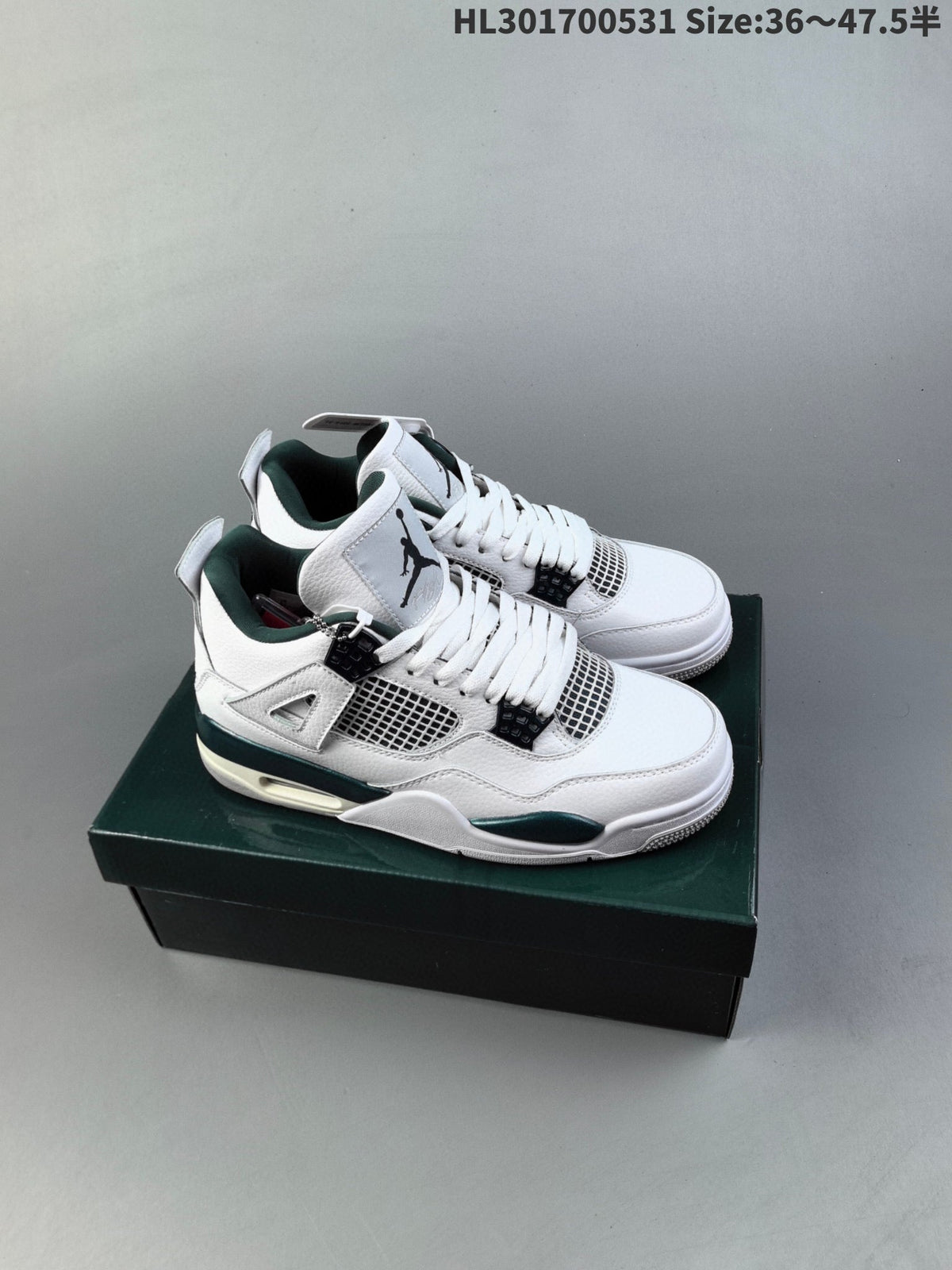 AIR JORDAN 4